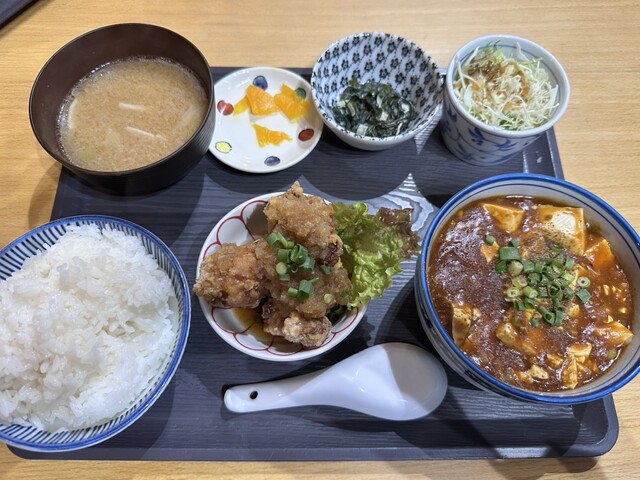 にぐらっと食堂 仙北町 &ndash; 手軽に楽しめる定食と居心地の良い雰囲気