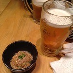 付き出しとビール