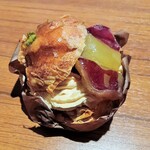 フルーツタルト専門店 Gowdy  - 梨とさつまいものキャラメルパイ包み（637円）