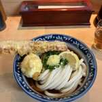 梅田 釜たけうどん - 