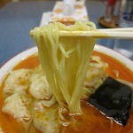 Hanjouken - 麺は中太ストレート。