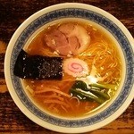 らーめん くじら軒 横浜本店 - 支那そば濃口醤油味　￥750-