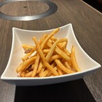 焼肉KAJIYA - トリュフ風味のフライドポテト