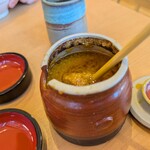 厚切りとんかつ よし平 - 野菜用のドレッシングも配膳されますよ…