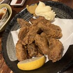 三ぶちゃん - マグロ　ホホ肉唐揚げ