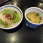 洋麺屋 五右衛門 - 追加のミニサラダ180円とセットのスープ