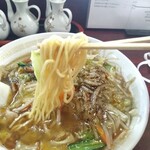 進来軒 - 麺リフト