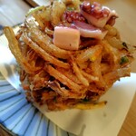 おうどん 瀬戸晴れ - 巨大タコかき揚げ