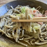 そば蔵 谷川 - おろしそば（粗挽麺）