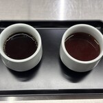PHILOCOFFEA - 2人で行ったので飲み比べできるように提供いただけました。左が573、右が011