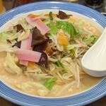 リンガーハット - 料理写真:野菜たっぷりちゃんぽん ￥1,010