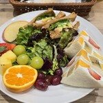 果実園リーベル 日比谷シャンテ店 - 