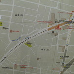 うなぎの魚伊 - 駅にもお店案内が表示されています