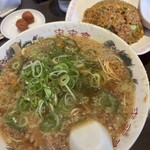 来来亭 - 料理写真:ラーメン ¥820