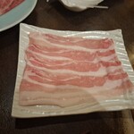 しゃぶ禅 - 山形豚バラ肉のしゃぶしゃぶ肉・3皿目です。