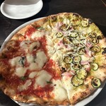 ラ ピッツェリア ダ ニーノ - 料理写真:マルゲリータ×ネラーノ ナポレターノ