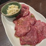 炭火焼肉ホルモン うらら - 