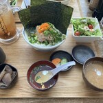 美味物問屋 うれしたのし屋 - 