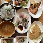 平塚漁港の食堂 - 