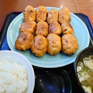 ホワイト餃子_0