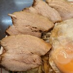 汁なし専門 男のLL - 煮豚アップです。