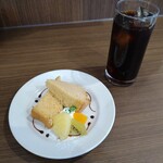フェリチタ - 本日のデザートとアイスコーヒー