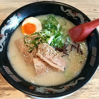 豚骨ラーメン 銀水_0