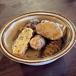 hectopascal - 紫菊芋のフリット チーズと馬告