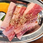 焼肉 三ツ星 - 
