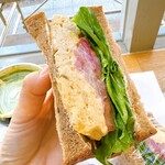 アンダー ブラフ コーヒー - 