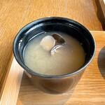 牡蠣と肉 宴 - しじみ汁