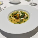 シェ・イノ - スズキのバジリコ風味