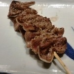 もつ焼き 煮込み 楓 - タン皮