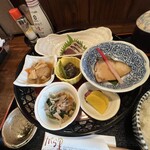 旬菜の味わい がら里 - 