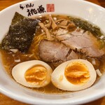 らーめん桃源 - 醤油（900円）