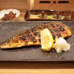 炭火焼き魚と、土鍋炊きごはん。定食屋 おちゃわん - 