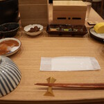 炭火焼き魚と、土鍋炊きごはん。定食屋 おちゃわん - 