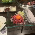 焼肉 宴庭 - 