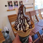 喫茶 蓼科アイス - 濃厚バニラチョコソースがけ！