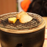 炭火焼き魚と、土鍋炊きごはん。定食屋 おちゃわん - 