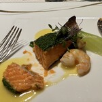 メインダイニングルーム 三笠 - 中はしっとり、柔らかく均等な火通り