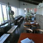 コーヒーハウス ショコラ - 2階にあがれば是非カウンター席へ