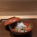 くずし 之助 - ・大阪産 はも
      ・太刀魚 すり身揚物
      ・浜松産 椎茸