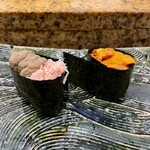 にぎり鮨 一五〇 - 蟹味噌・生雲丹