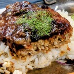 ハカノウエカフェ Ange - 柔らかとろける煮込みデミグラスハンバーグ  
1,350円