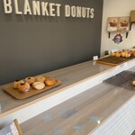 BLANKET DONUTS - 