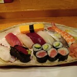 末広鮨 - バラエティに富んだお寿司達！鮨ランチ→1600円