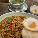 タイ料理研究所 - 