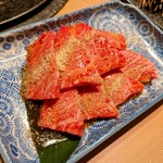 和牛A5雌牛と熟成牛舌 肉屋いちゆく - 