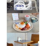 UNREAL BAKE & Cafe Bar - クロックマダム、スノーフォームラテ